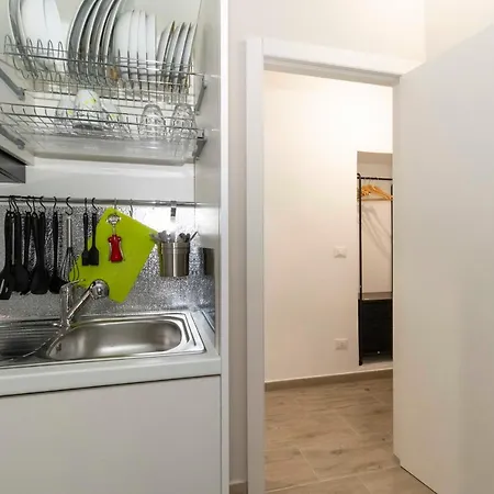 Apartment Bright Piazza San Carlo *
