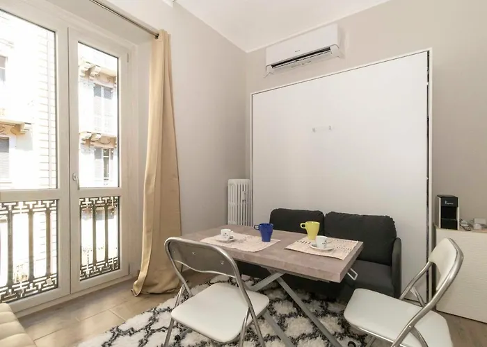 Bright Piazza San Carlo Apartment Turin
