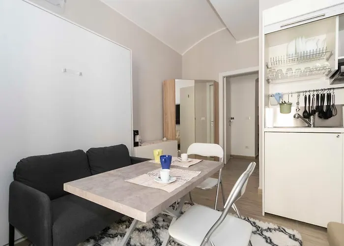 Bright Piazza San Carlo * Turín