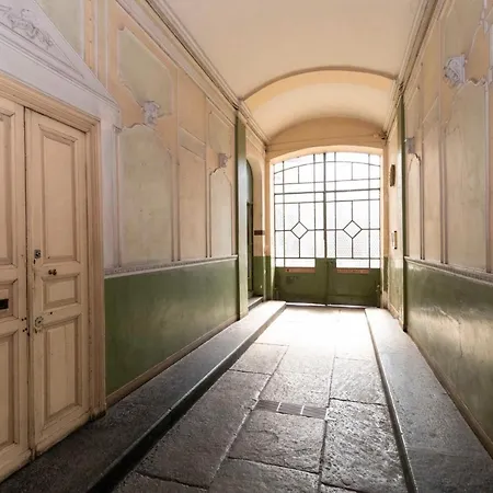 Apartment Bright Piazza San Carlo Turin