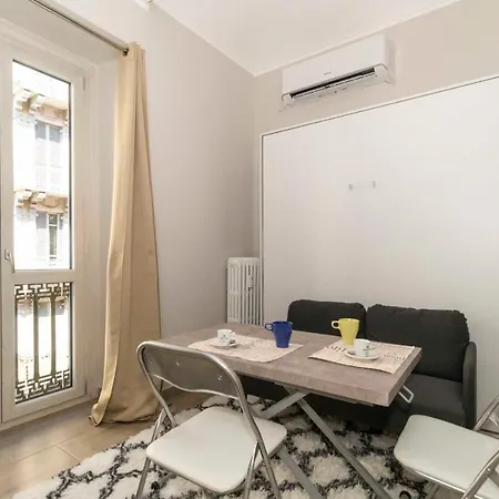 Bright Piazza San Carlo Apartment Turin
