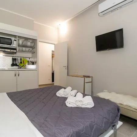 Bright Piazza San Carlo Apartment Turin